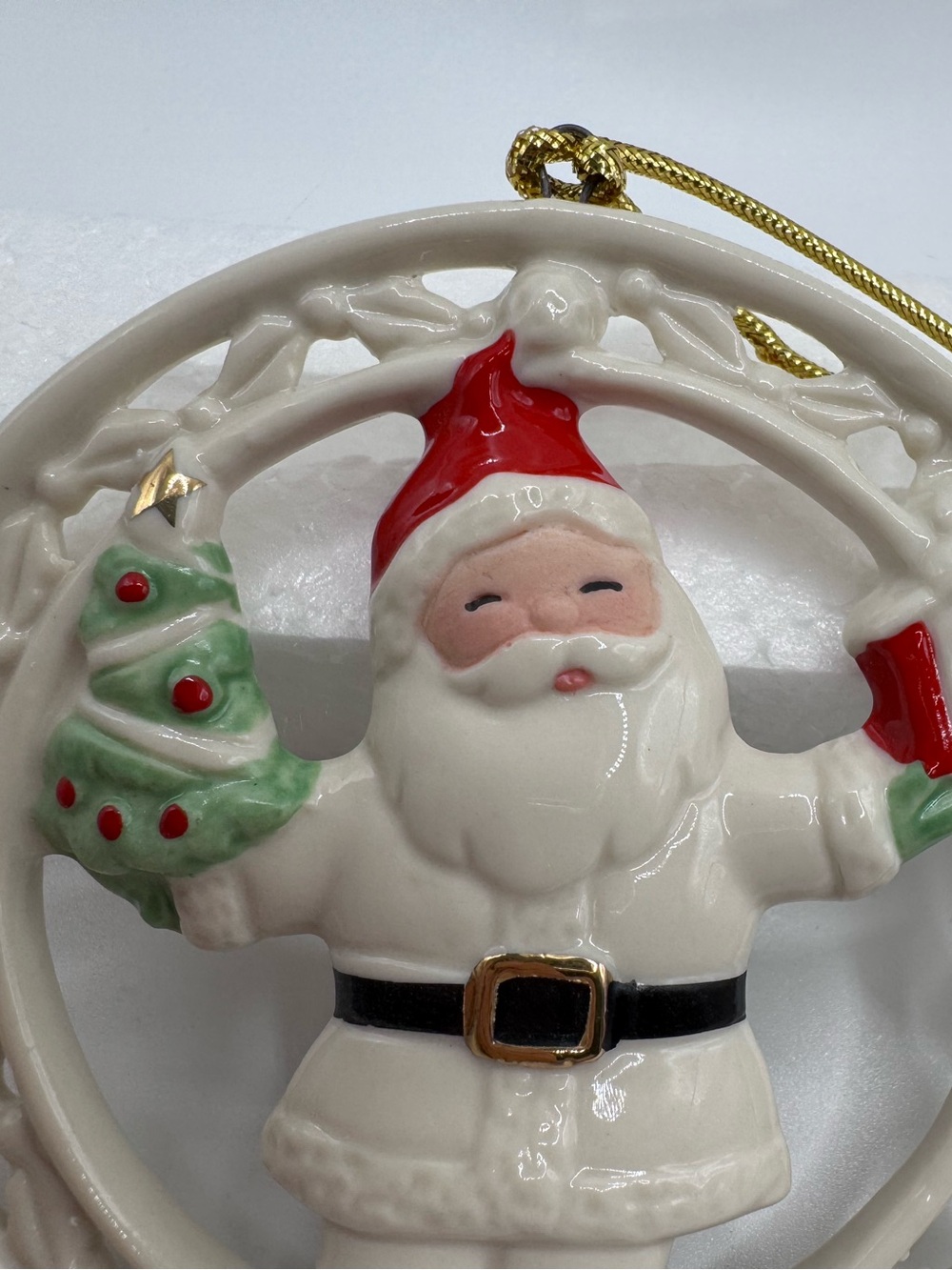 NIB Lenox Round Santa Ornament - Picture 5 of 10